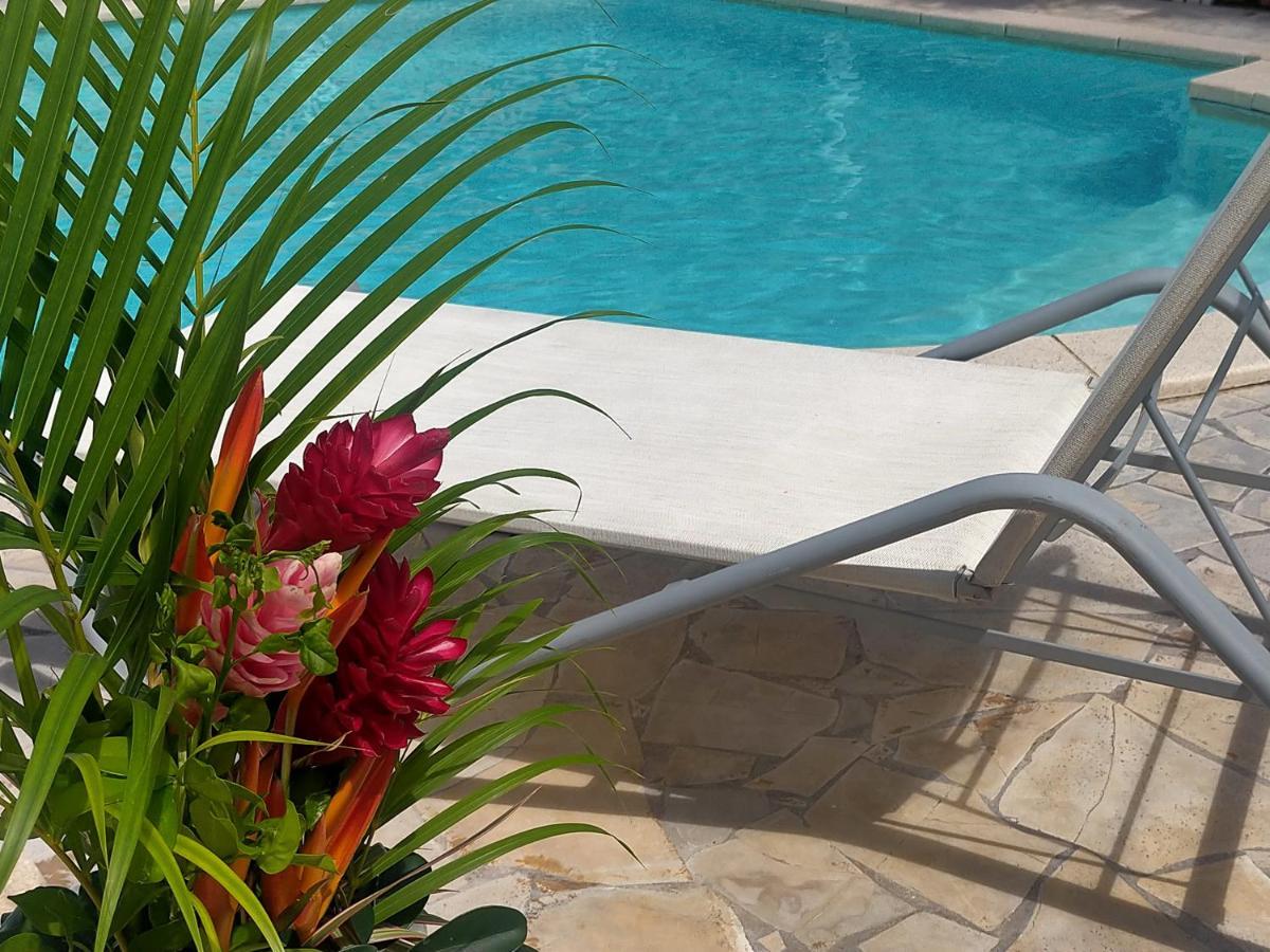 Isk Location Villa Sainte-Rose Exterior photo
